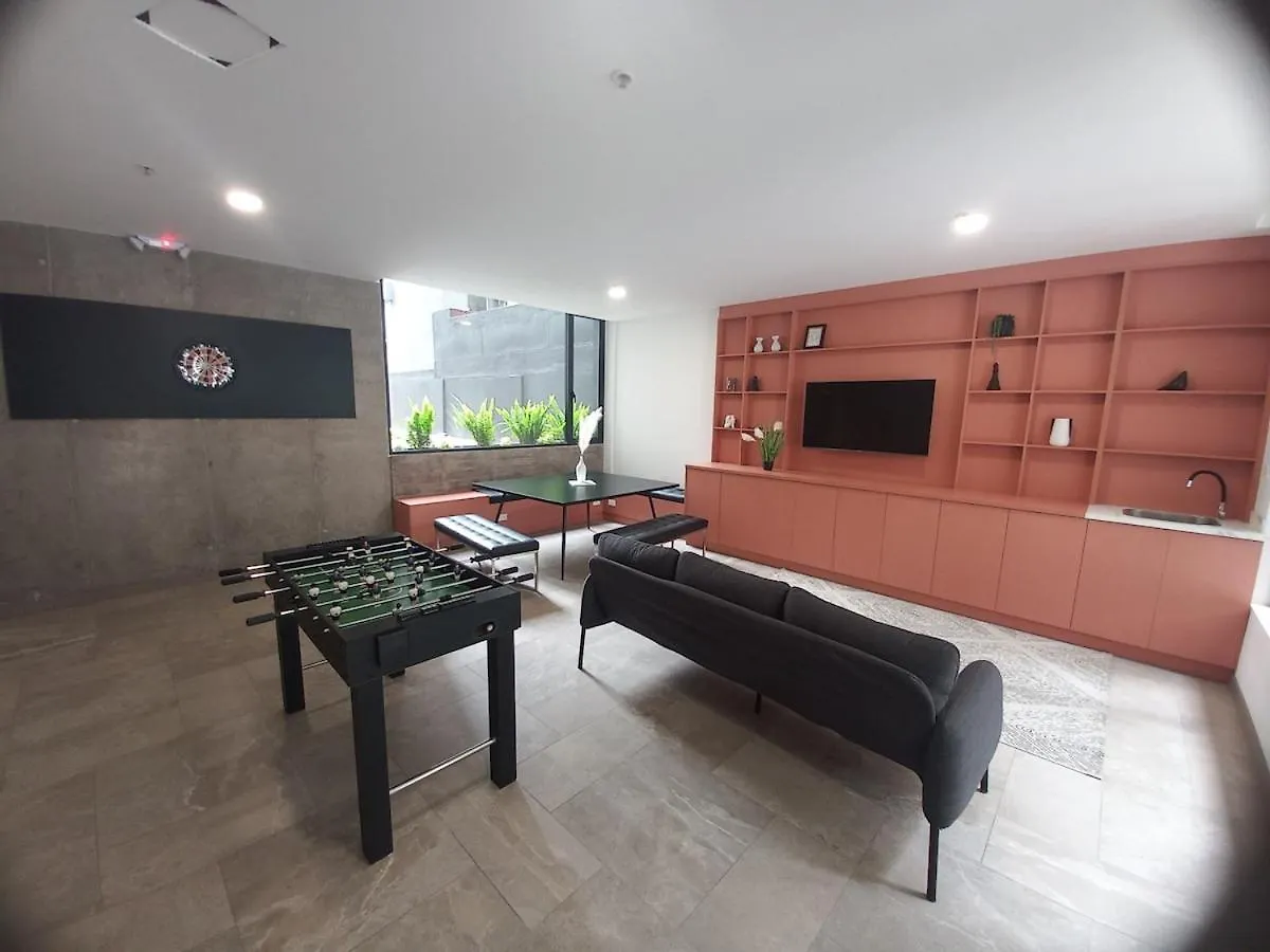 Estudio 407 Torre Pontina Quito Ekvádor