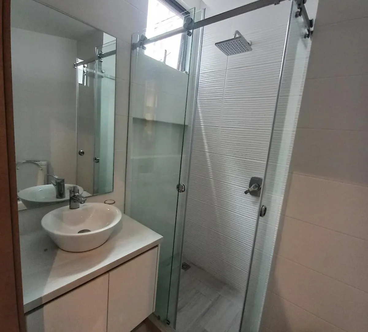 Estudio 407 Torre Pontina Quito Ecuador