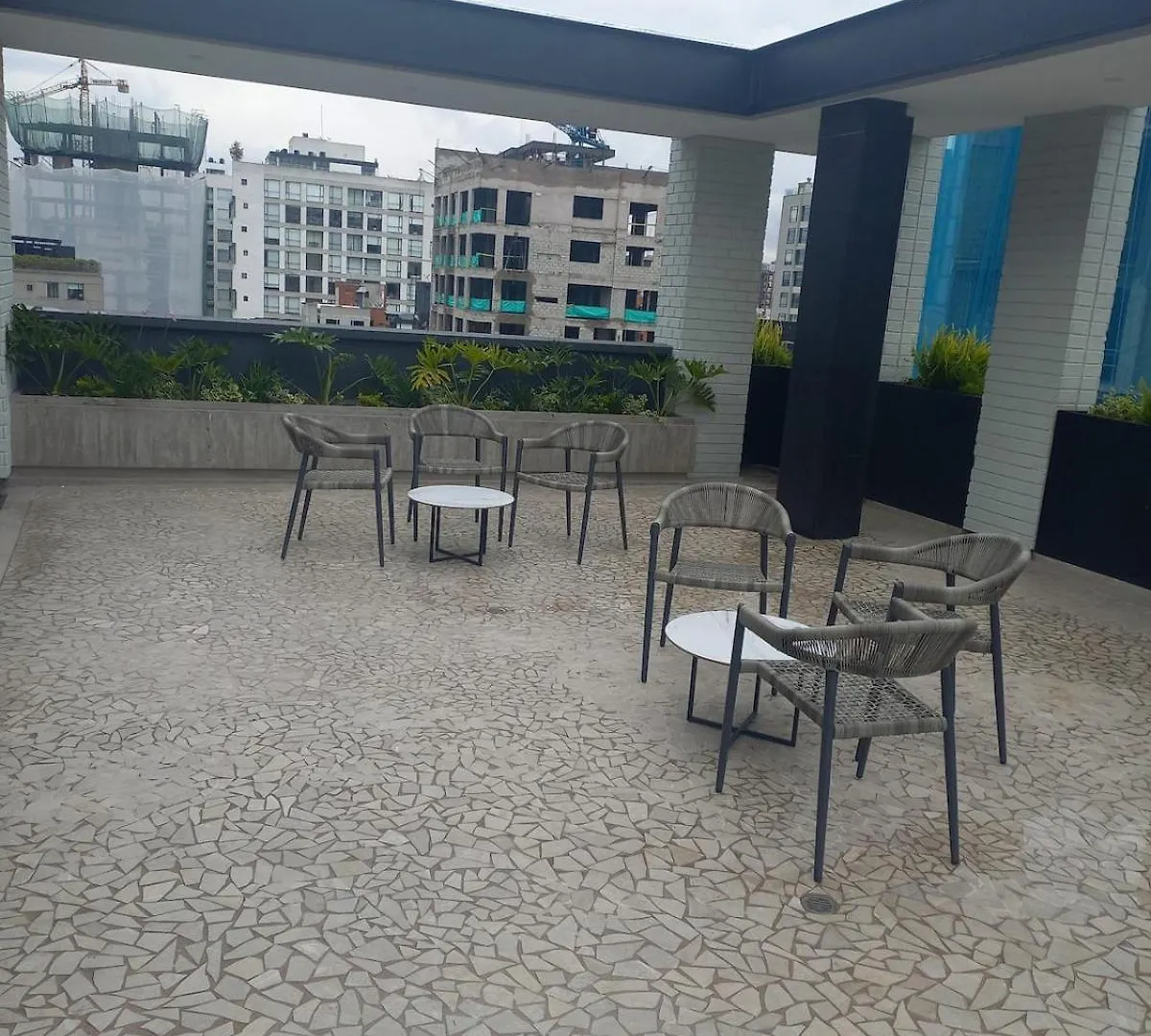 Estudio 407 Torre Pontina Quito Apartment